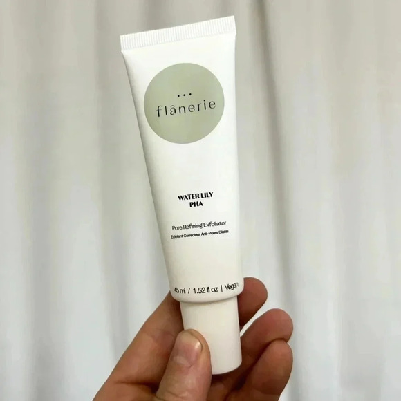 NWT Flânerie Water Lily PHA Pore Refining Exfoliator 45ml / 1.52oz - Picture 1 of 7